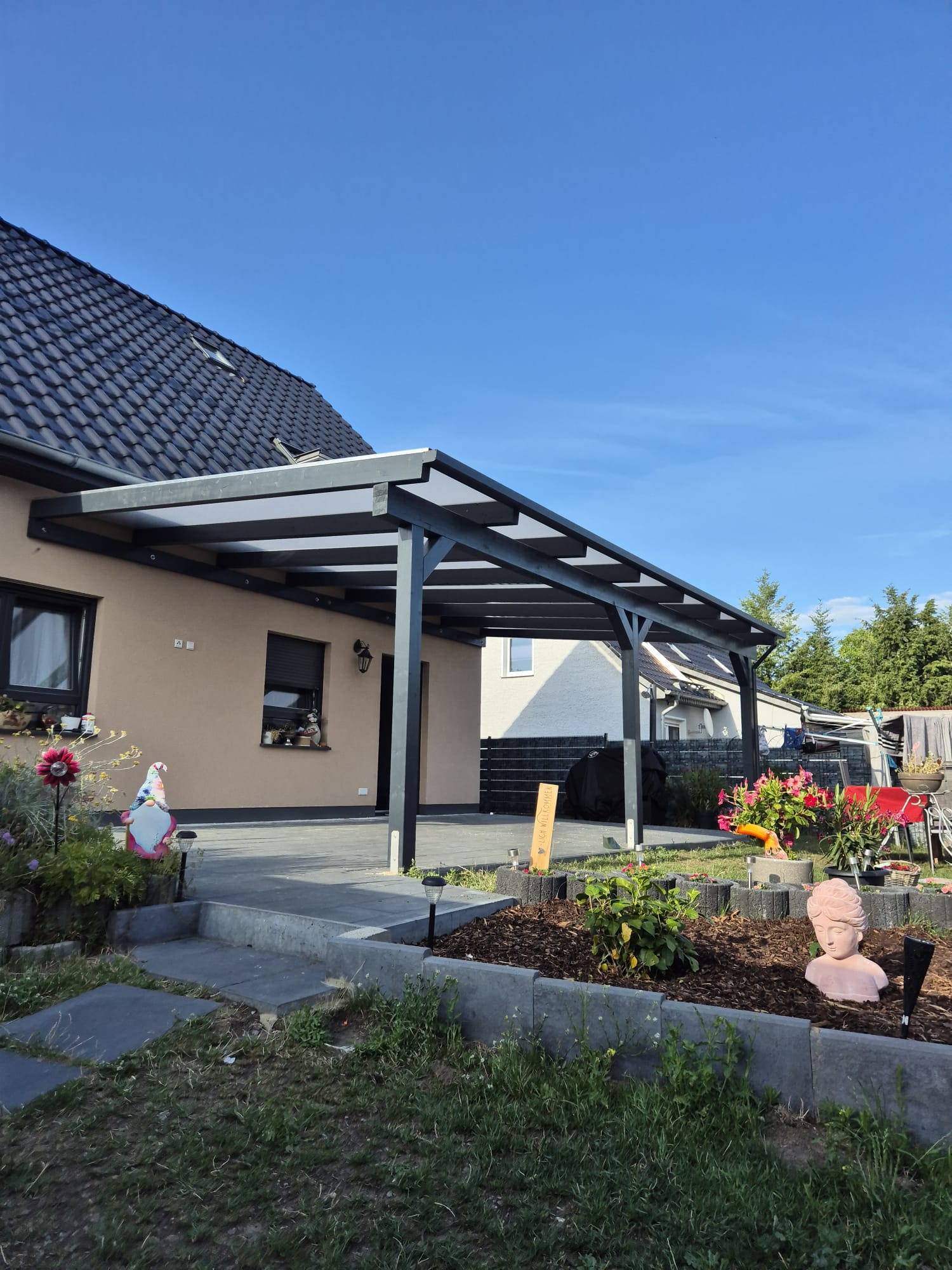 Terrassenüberdachung aus Holz